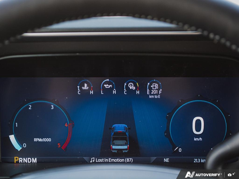 NEW 2026 Ford F-350 Super Duty Platinum Tremor - Agate Black Exterior / BLACK ONYX/BLUE LEATHER Interior - $128,853 - Stock #E60283 - VIN 1FT8W3BM8TED60496 - Photo 15