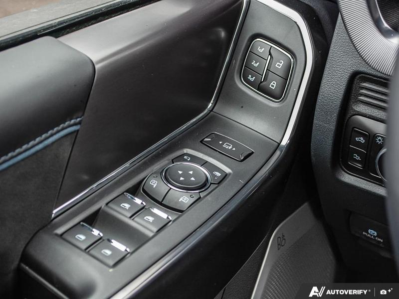NEW 2026 Ford F-350 Super Duty Platinum Tremor - Agate Black Exterior / BLACK ONYX/BLUE LEATHER Interior - $128,953 - Stock #E60443 - VIN 1FT8W3BM7TED99614 - Photo 17