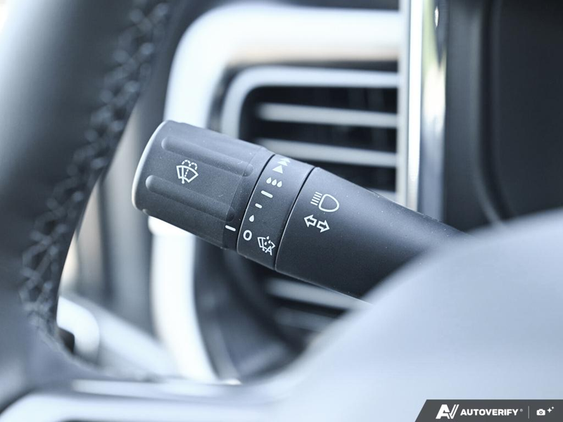 NEW 2026 Ford F-350 Super Duty Lariat - Agate Black Exterior / BLACK ONYX ACTIVEX Interior - $106,182 - Stock #E60755 - VIN 1FT8W3BT9TEE72621 - Photo 16