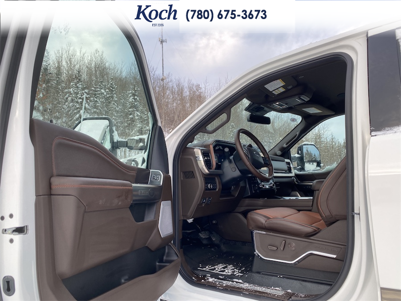 NEW 2026 Ford F-350 Super Duty King Ranch - Star White/marsh Grey Accent Exterior / JAVA LEATHER Interior - $119,768 - Stock #A26018 - VIN 1FT8W3BT8TED18353 - Photo 17