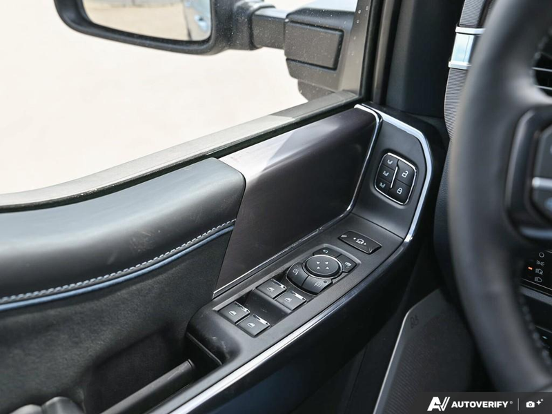 NEW 2026 Ford F-350 Super Duty Platinum Tremor - Glacier Gray Exterior / BLACK ONYX/BLUE LEATHER Interior - $129,903 - Stock #E60442 - VIN 1FT8W3BM1TED99091 - Photo 17