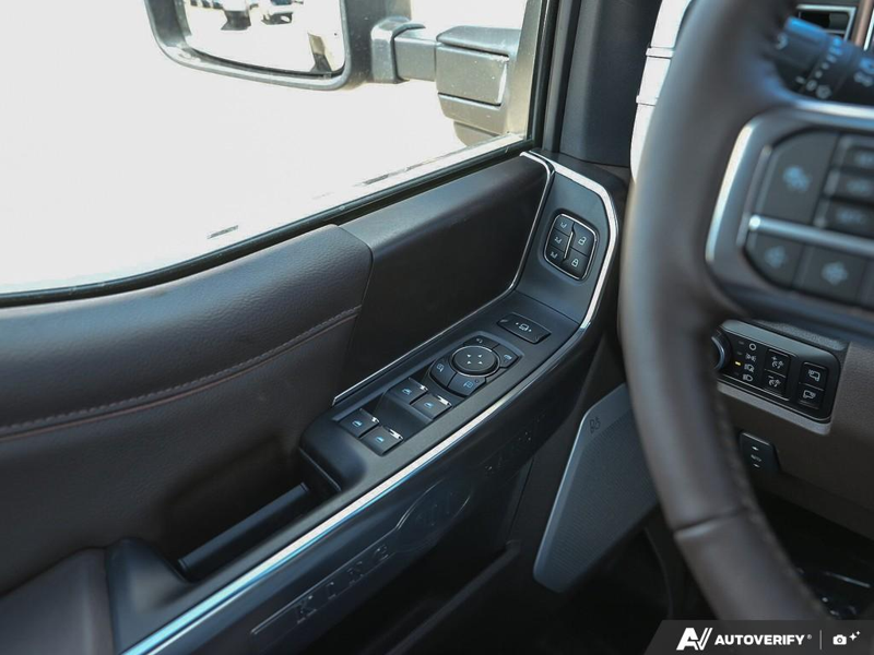 NEW 2026 Ford F-350 Super Duty King Ranch DRW - Star White/marsh Grey Accent Exterior / JAVA LEATHER Interior - $120,616 - Stock #E60586 - VIN 1FT8W3DM1TEE28795 - Photo 17