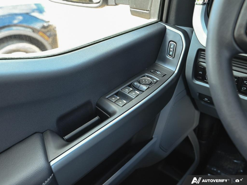 NEW 2026 Ford F-350 Super Duty XLT - Oxford White Exterior / MEDIUM DARK SLATE CLOTH Interior - $98,869 - Stock #E60757 - VIN 1FT8W3DT2TEE82498 - Photo 17