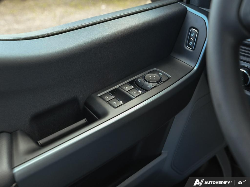 NEW 2026 Ford F-350 Super Duty STX - Avalanche Exterior / MED DARK SLATE VINYL Interior - $86,949 - Stock #E60791 - VIN 1FT8W3BT0TEE76993 - Photo 17