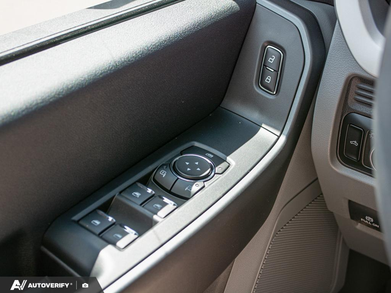 NEW 2026 Ford F-350 Super Duty XLT - Oxford White Exterior / MEDIUM DARK SLATE CLOTH Interior - $83,442 - Stock #D60650 - VIN 1FT8W3BT3TEF01188 - Photo 17