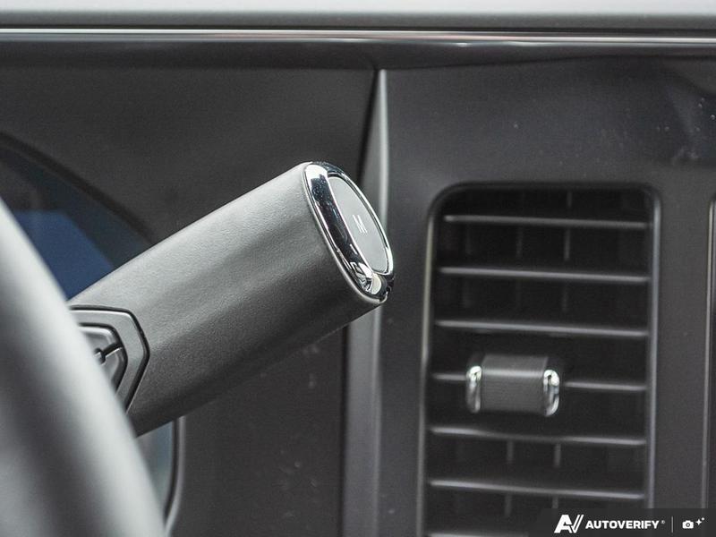 NEW 2026 Ford F-350 Super Duty Platinum Tremor - Agate Black Exterior / BLACK ONYX/BLUE LEATHER Interior - $128,953 - Stock #E60443 - VIN 1FT8W3BM7TED99614 - Photo 19