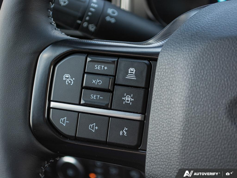 NEW 2026 Ford F-350 Super Duty Platinum Tremor - Agate Black Exterior / BLACK ONYX/BLUE LEATHER Interior - $128,853 - Stock #E60283 - VIN 1FT8W3BM8TED60496 - Photo 18