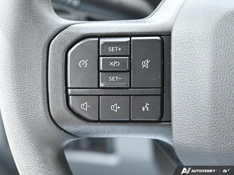 NEW 2026 Ford F-350 Super Duty XLT DRW - Oxford White Exterior / MEDIUM DARK SLATE CLOTH Interior - $94,919 - Stock #E60441 - VIN 1FT8W3DT0TED88541 - Photo 18