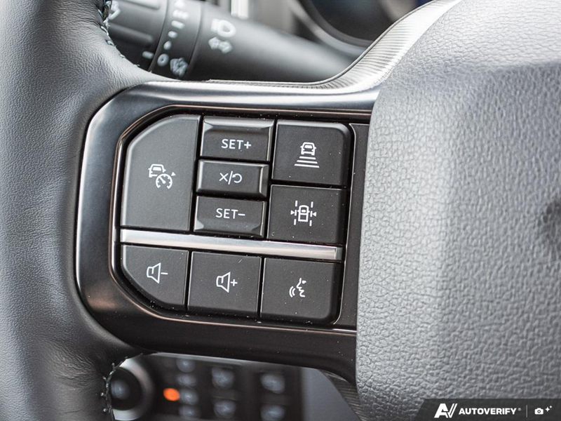 NEW 2026 Ford F-350 Super Duty Platinum Tremor - Avalanche Exterior / BLACK ONYX/BLUE LEATHER Interior - $126,953 - Stock #E60547 - VIN 1FT8W3BMXTEE28748 - Photo 18