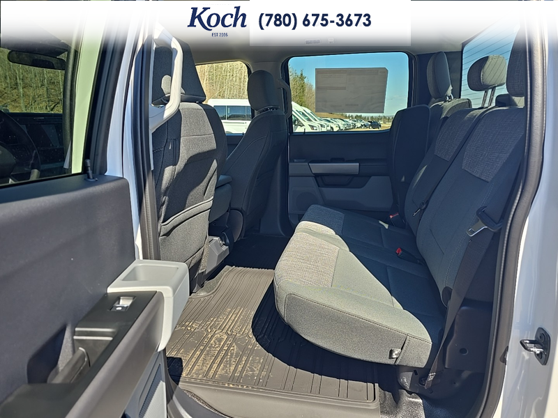 NEW 2026 Ford F-350 Super Duty XLT - Oxford White Exterior / MEDIUM DARK SLATE CLOTH Interior - $89,945 - Stock #A26124 - VIN 1FT8W3DT0TED88927 - Photo 18