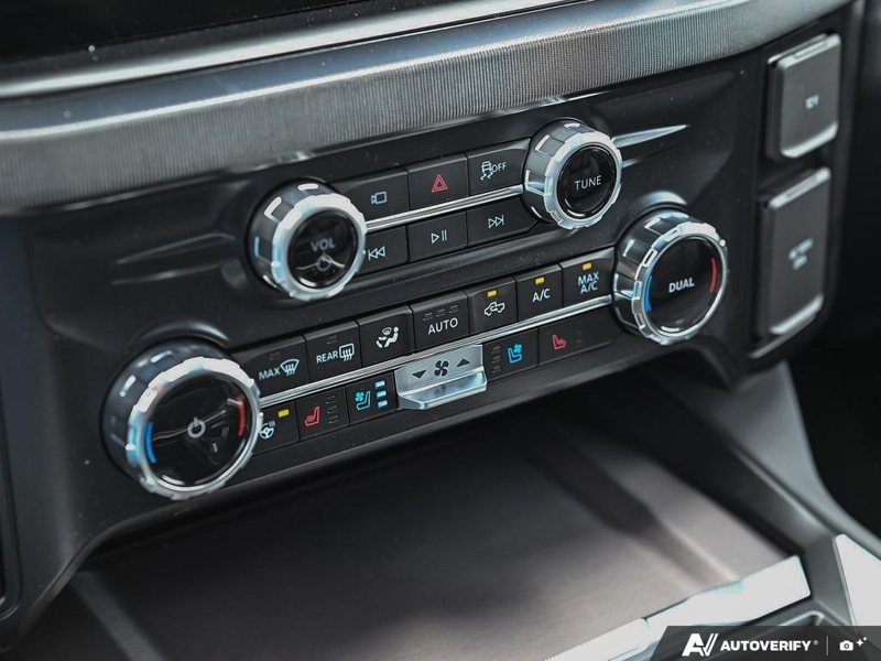 NEW 2026 Ford F-350 Super Duty Platinum Tremor - Glacier Gray Exterior / BLACK ONYX/BLUE LEATHER Interior - $129,903 - Stock #E60442 - VIN 1FT8W3BM1TED99091 - Photo 19