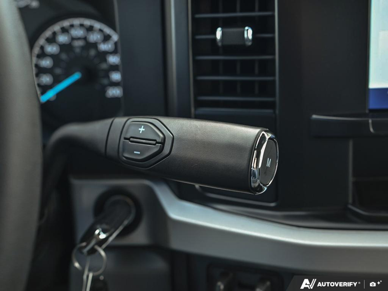 NEW 2026 Ford F-350 Super Duty STX - Avalanche Exterior / MED DARK SLATE VINYL Interior - $86,949 - Stock #E60791 - VIN 1FT8W3BT0TEE76993 - Photo 19