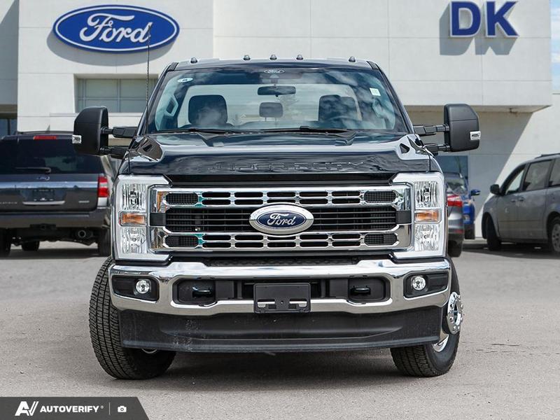 NEW 2026 Ford F-350 Super Duty XLT - Agate Black Exterior / MEDIUM DARK SLATE CLOTH Interior - $92,807 - Stock #D60452 - VIN 1FT8W3DT3TEE32130 - Photo 2
