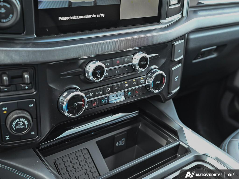NEW 2026 Ford F-350 Super Duty Platinum Tremor - Agate Black Exterior / BLACK ONYX/BLUE LEATHER Interior - $128,953 - Stock #E60443 - VIN 1FT8W3BM7TED99614 - Photo 20