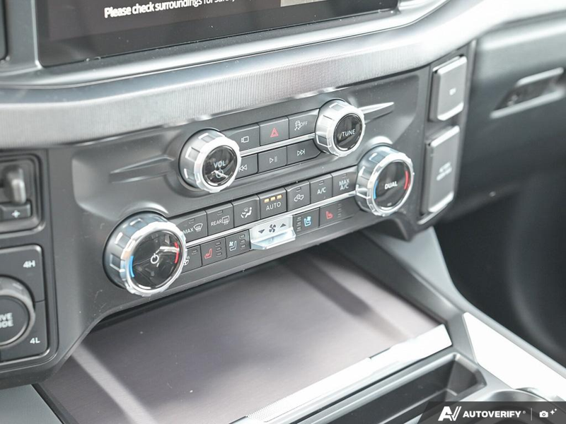 NEW 2026 Ford F-350 Super Duty Platinum - Star White Tri-coat Metallic Exterior / BLACK ONYX/BLUE LEATHER Interior - $120,978 - Stock #E60392 - VIN 1FT8W3BT6TED89079 - Photo 20