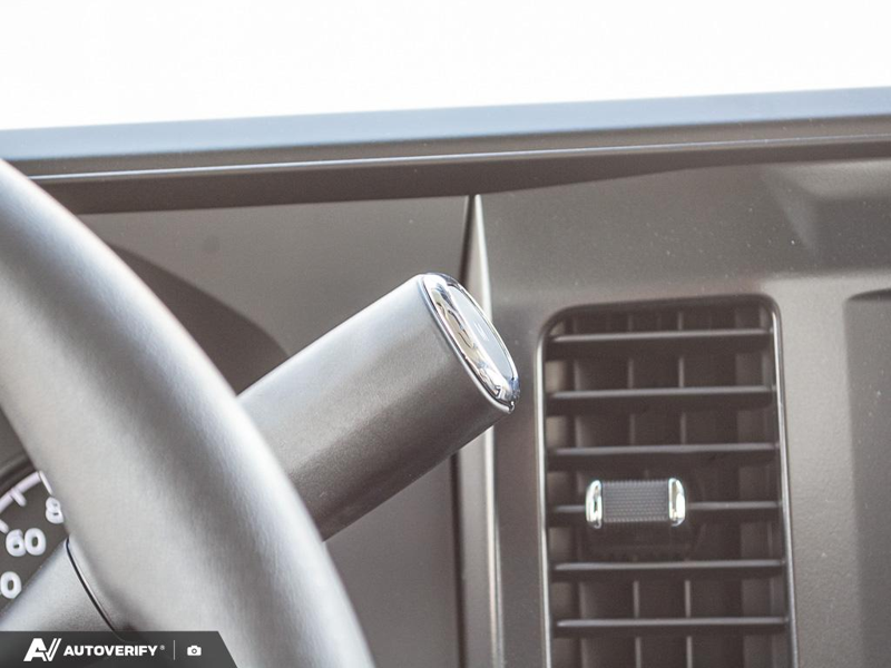 NEW 2026 Ford F-350 Super Duty XLT - Oxford White Exterior / MEDIUM DARK SLATE CLOTH Interior - $90,653 - Stock #D60442 - VIN 1FT8W3DT6TEE25138 - Photo 20