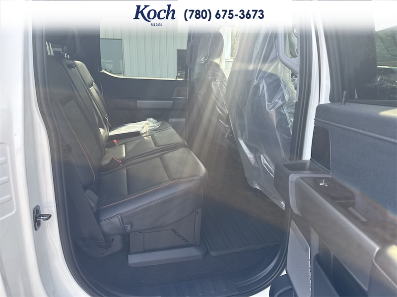 NEW 2026 Ford F-350 Super Duty Lariat - Star White Tri-Coat Exterior / BAJA, FRONT ACTIVEX TRIMMED 40/CONSOLE/40 SEATS Interior - $116,478 - Stock #A26239 - VIN 1FT8W3BT8TEF40116 - Photo 20