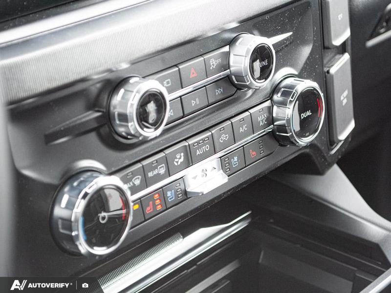 NEW 2026 Ford F-350 Super Duty Platinum - Agate Black Exterior / BLACK ONYX/BLUE LEATHER Interior - $118,435 - Stock #D60306 - VIN 1FT8W3BM5TED97599 - Photo 21