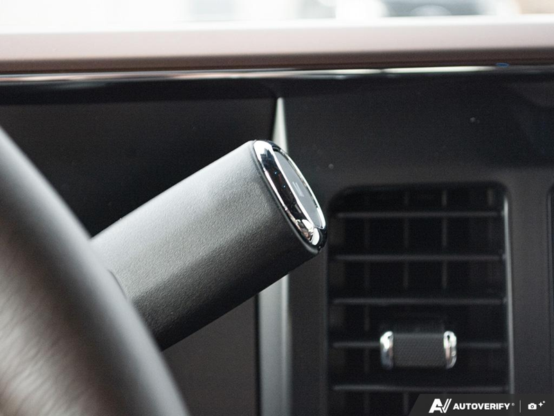 NEW 2026 Ford F-350 Super Duty King Ranch Tremor - Agate Black/marsh Grey Accent Exterior / JAVA LEATHER Interior - $129,017 - Stock #E60630 - VIN 1FT8W3BM8TEE24455 - Photo 23