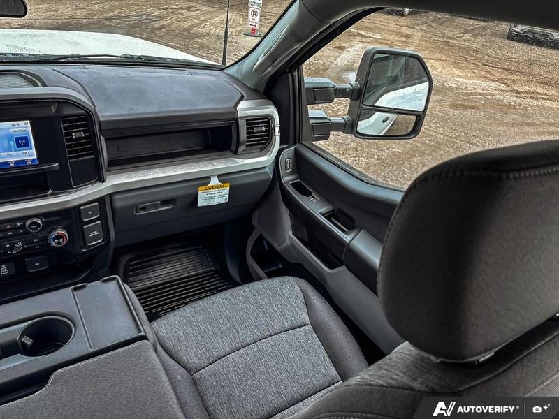NEW 2026 Ford F-350 Super Duty XL - Oxford White Exterior / MEDIUM DARK SLATE CLOTH Interior - $75,648 - Stock #E60675 - VIN 1FT8W3BA9TEE56403 - Photo 25
