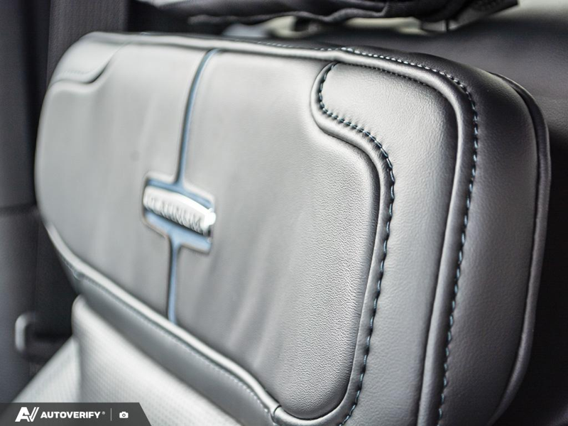 NEW 2026 Ford F-350 Super Duty Platinum - Star White Tri-Coat Exterior / BLACK ONYX/PLATINUM BLUE, UNIQUE PLATINUM LEATHER 40/CONSOLE/40 Interior - $123,675 - Stock #D60358 - VIN 1FT8W3BM1TEE07738 - Photo 24