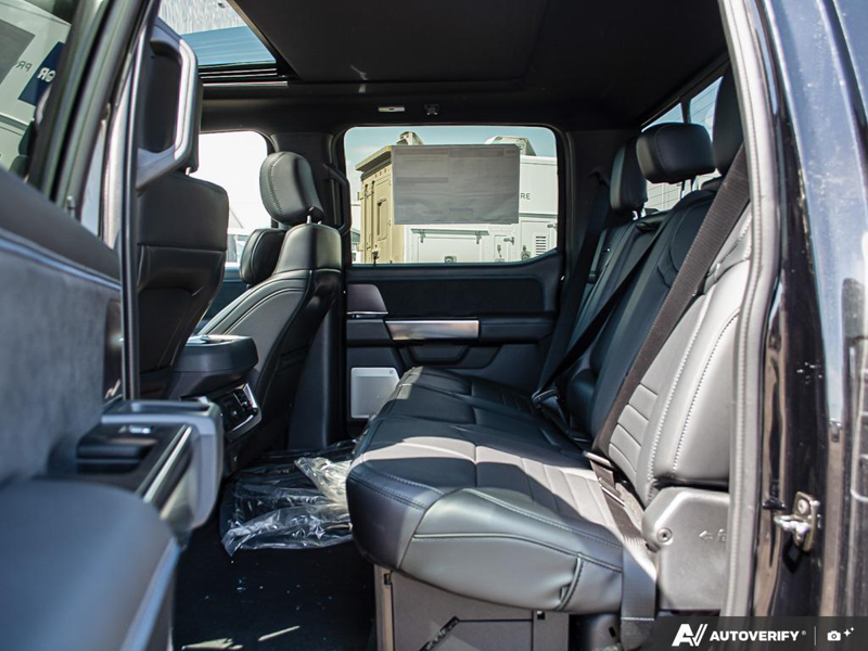 NEW 2026 Ford F-350 Super Duty Platinum Long Box - Agate Black Exterior / BLACK ONYX/BLUE LEATHER Interior - $124,898 - Stock #E60376 - VIN 1FT8W3BM2TED95941 - Photo 25