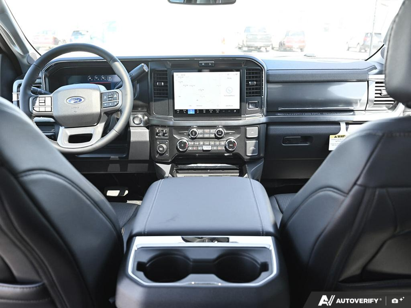 NEW 2026 Ford F-350 Super Duty Lariat - Agate Black Exterior / BLACK ONYX ACTIVEX Interior - $106,182 - Stock #E60755 - VIN 1FT8W3BT9TEE72621 - Photo 25