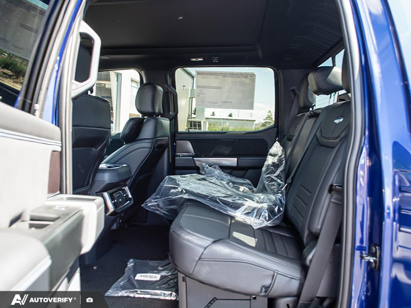 NEW 2026 Ford F-350 Super Duty Platinum - Argon Blue Metallic Exterior / BLACK ONYX/BLUE LEATHER Interior - $115,248 - Stock #D60599 - VIN 1FT8W3BT6TEE88940 - Photo 25