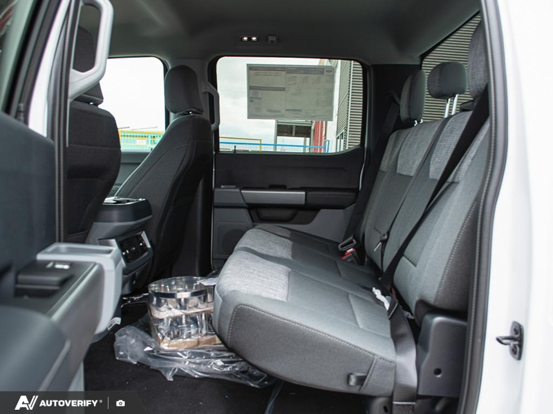 NEW 2026 Ford F-350 Super Duty XLT - Oxford White Exterior / MEDIUM DARK SLATE CLOTH Interior - $83,442 - Stock #D60619 - VIN 1FT8W3BT2TEE86652 - Photo 26