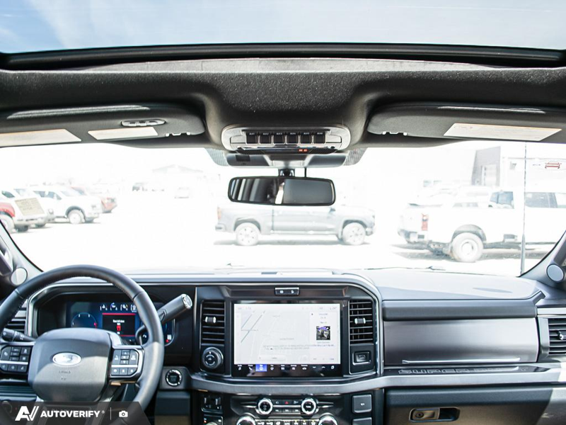 NEW 2026 Ford F-350 Super Duty Platinum - Star White Tri-coat Metallic Exterior / BLACK ONYX/BLUE LEATHER Interior - $120,391 - Stock #D60632 - VIN 1FT8W3BM1TED96420 - Photo 27