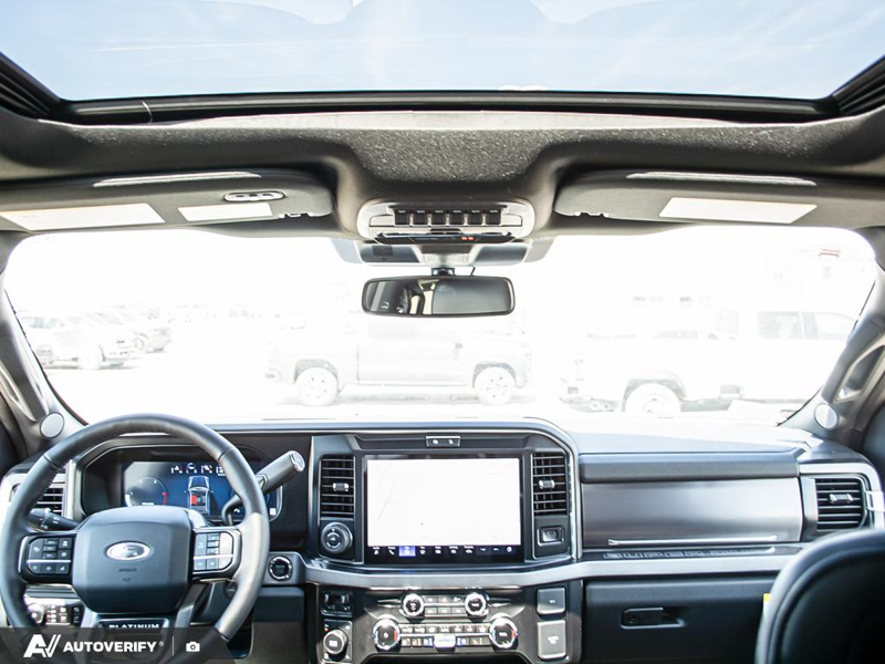 NEW 2026 Ford F-350 Super Duty Platinum - Star White Tri-coat Metallic Exterior / BLACK ONYX/BLUE LEATHER Interior - $118,264 - Stock #D60638 - VIN 1FT8W3BM4TEE13999 - Photo 27