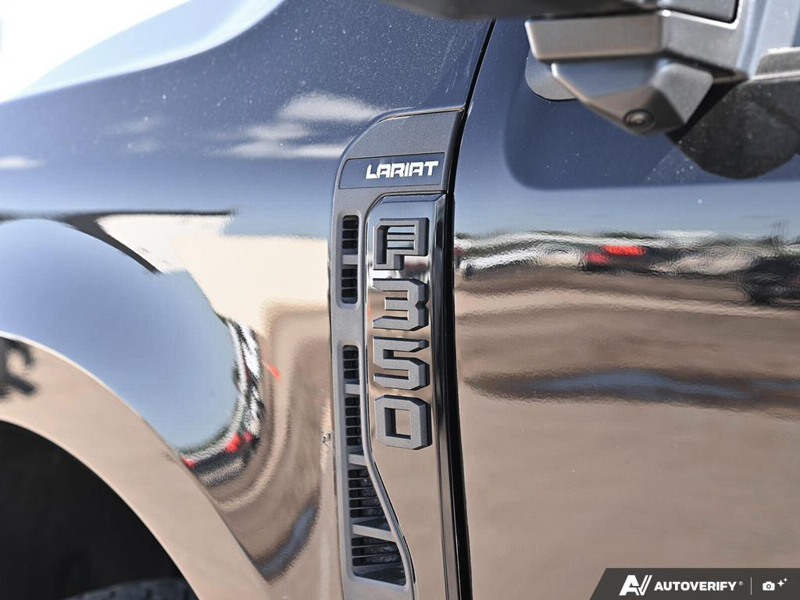 NEW 2026 Ford F-350 Super Duty Lariat - Agate Black Exterior / BLACK ONYX ACTIVEX Interior - $106,182 - Stock #E60755 - VIN 1FT8W3BT9TEE72621 - Photo 27