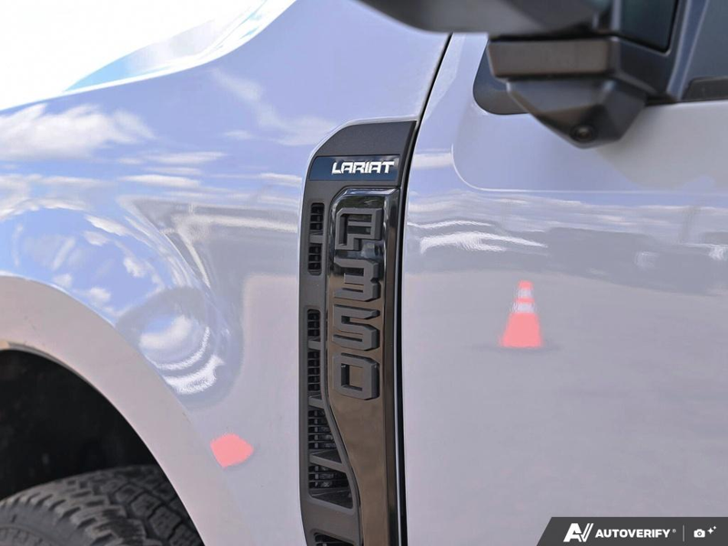 NEW 2026 Ford F-350 Super Duty Lariat - Avalanche Exterior / BLACK ONYX ACTIVEX Interior - $113,372 - Stock #E60756 - VIN 1FT8W3BT1TEE76422 - Photo 27