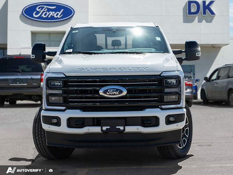 NEW 2026 Ford F-350 Super Duty Platinum - Star White Tri-coat Metallic Exterior / BLACK ONYX/BLUE LEATHER Interior - $118,264 - Stock #D60638 - VIN 1FT8W3BM4TEE13999 - Photo 2