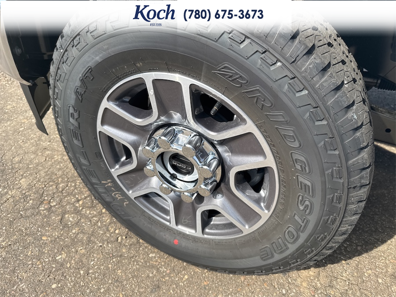 NEW 2026 Ford F-350 Super Duty Lariat - Star White Tri-Coat Exterior / BAJA, FRONT ACTIVEX TRIMMED 40/CONSOLE/40 SEATS Interior - $116,478 - Stock #A26239 - VIN 1FT8W3BT8TEF40116 - Photo 37