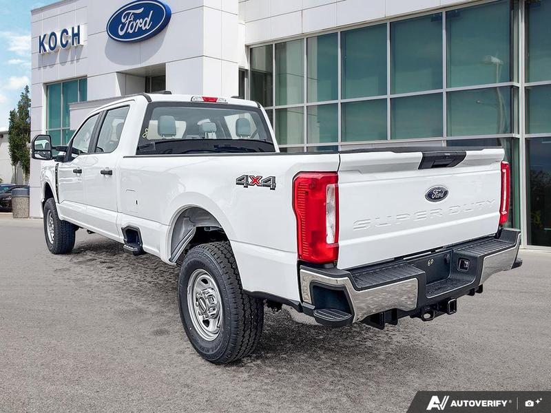 NEW 2026 Ford F-350 Super Duty XL - Oxford White Exterior / MEDIUM DARK SLATE CLOTH Interior - $75,648 - Stock #E60675 - VIN 1FT8W3BA9TEE56403 - Photo 4