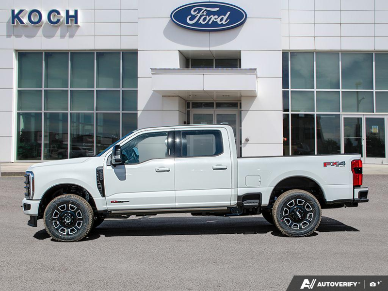 NEW 2026 Ford F-350 Super Duty Platinum - Star White Tri-coat Metallic Exterior / BLACK ONYX/BLUE LEATHER Interior - $124,848 - Stock #E60567 - VIN 1FT8W3BM4TEE27904 - Photo 3