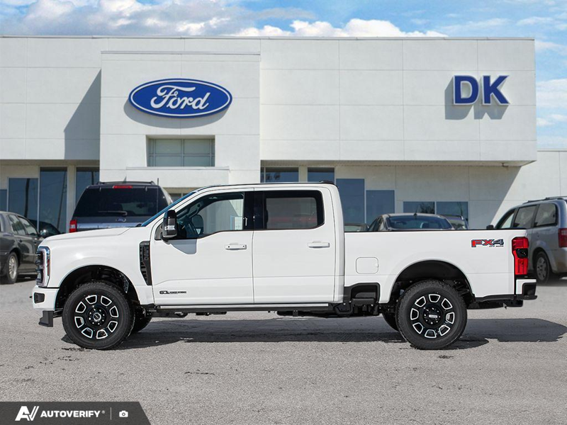 NEW 2026 Ford F-350 Super Duty Platinum - Star White Tri-coat Metallic Exterior / BLACK ONYX/BLUE LEATHER Interior - $116,061 - Stock #D60313 - VIN 1FT8W3BT6TED95352 - Photo 3