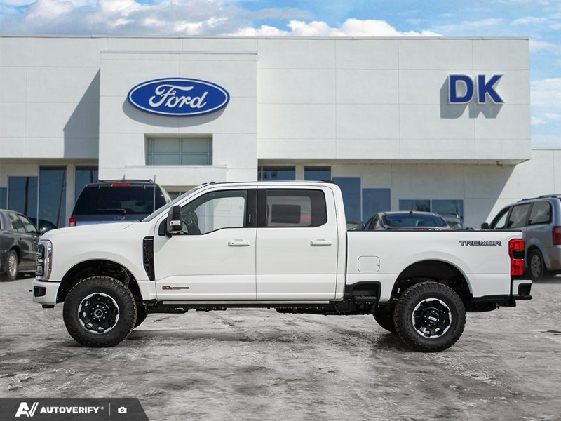 NEW 2026 Ford F-350 Super Duty Platinum - Star White Tri-Coat Exterior / BLACK ONYX/PLATINUM BLUE, UNIQUE PLATINUM LEATHER 40/CONSOLE/40 Interior - $123,675 - Stock #D60358 - VIN 1FT8W3BM1TEE07738 - Photo 3