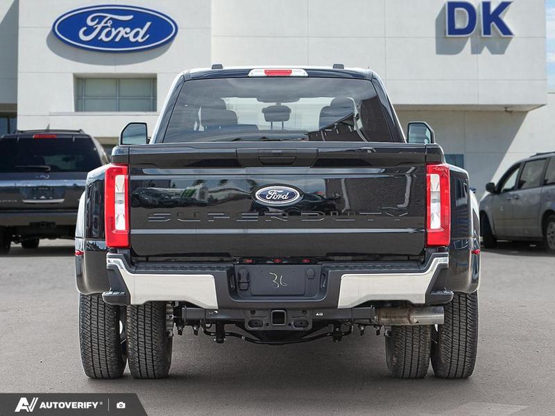 NEW 2026 Ford F-350 Super Duty XLT - Agate Black Exterior / MEDIUM DARK SLATE CLOTH Interior - $92,807 - Stock #D60452 - VIN 1FT8W3DT3TEE32130 - Photo 5