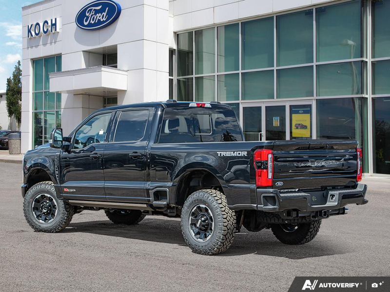 NEW 2026 Ford F-350 Super Duty Platinum Tremor - Agate Black Exterior / BLACK ONYX/BLUE LEATHER Interior - $128,853 - Stock #E60283 - VIN 1FT8W3BM8TED60496 - Photo 4