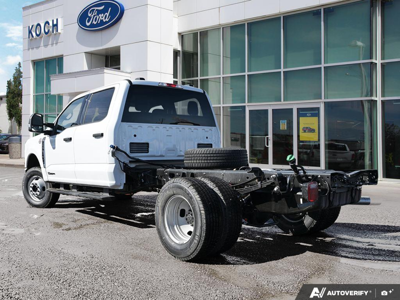 NEW 2026 Ford F-350 Super Duty XLT Cab N Chassis - Oxford White Exterior / MEDIUM DARK SLATE CLOTH Interior - $92,914 - Stock #E60337 - VIN 1FD8W3HT1TED93575 - Photo 4