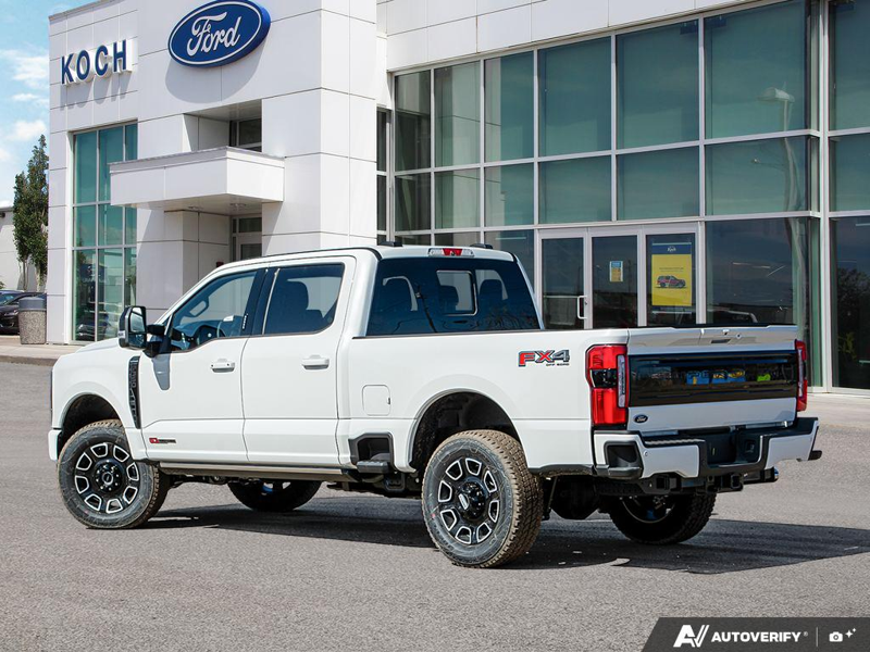 NEW 2026 Ford F-350 Super Duty Platinum - Star White Tri-coat Metallic Exterior / BLACK ONYX/BLUE LEATHER Interior - $124,848 - Stock #E60567 - VIN 1FT8W3BM4TEE27904 - Photo 4