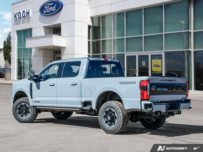 NEW 2026 Ford F-350 Super Duty Platinum Tremor - Glacier Gray Exterior / BLACK ONYX/BLUE LEATHER Interior - $126,525 - Stock #E60535 - VIN 1FT8W3BM7TEE28383 - Photo 4