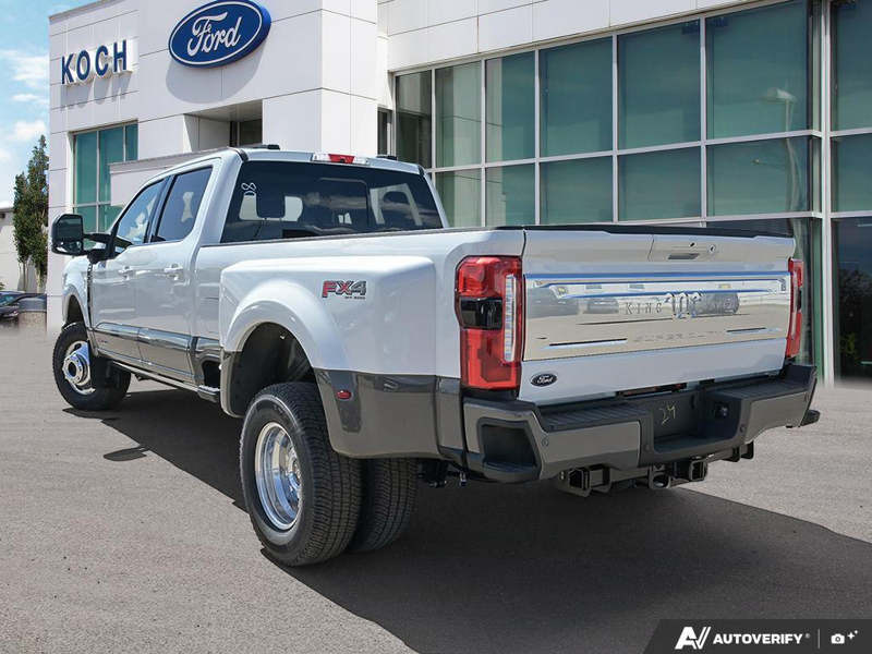 NEW 2026 Ford F-350 Super Duty King Ranch DRW - Star White/marsh Grey Accent Exterior / JAVA LEATHER Interior - $120,616 - Stock #E60586 - VIN 1FT8W3DM1TEE28795 - Photo 4