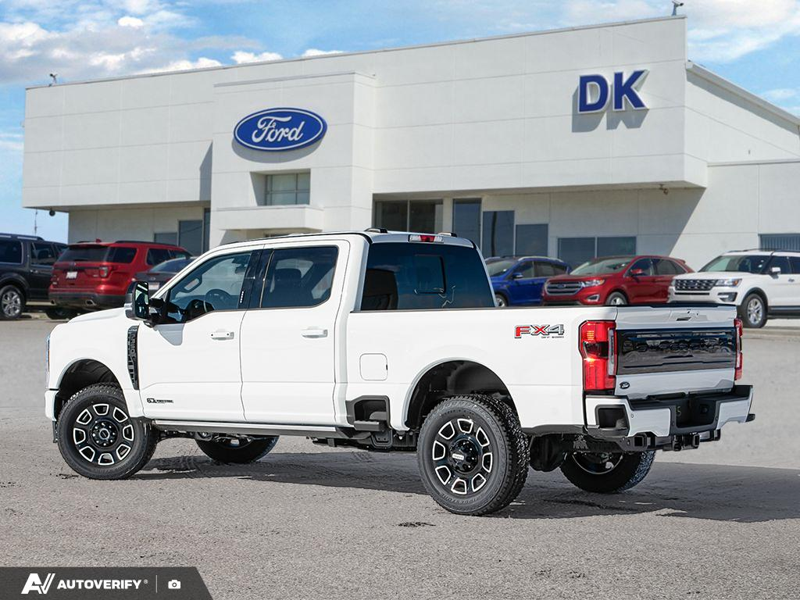 NEW 2026 Ford F-350 Super Duty Platinum - Star White Tri-coat Metallic Exterior / BLACK ONYX/BLUE LEATHER Interior - $116,061 - Stock #D60313 - VIN 1FT8W3BT6TED95352 - Photo 4