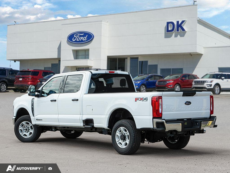NEW 2026 Ford F-350 Super Duty XLT - Oxford White Exterior / MEDIUM DARK SLATE CLOTH Interior - $83,442 - Stock #D60649 - VIN 1FT8W3BT8TEF02370 - Photo 4