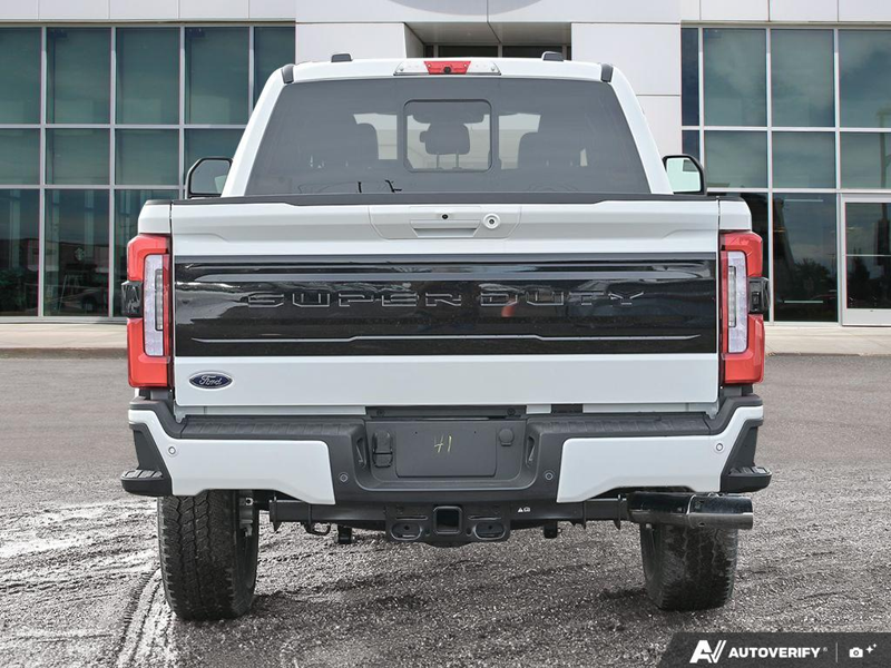NEW 2026 Ford F-350 Super Duty Platinum - Star White Tri-coat Metallic Exterior / BLACK ONYX/BLUE LEATHER Interior - $116,043 - Stock #E60392 - VIN 1FT8W3BT6TED89079 - Photo 5