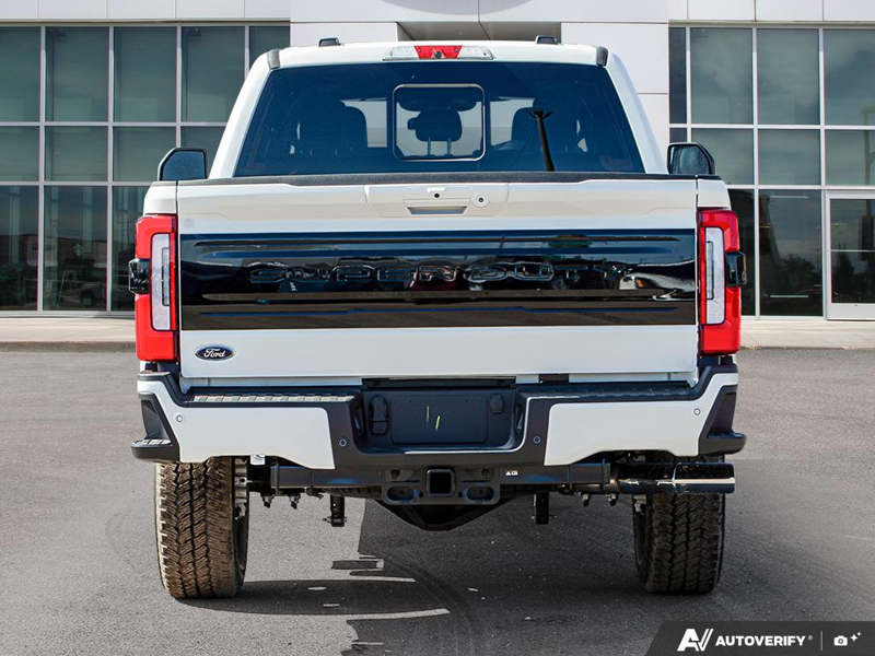 NEW 2026 Ford F-350 Super Duty Platinum - Star White Tri-coat Metallic Exterior / BLACK ONYX/BLUE LEATHER Interior - $124,848 - Stock #E60567 - VIN 1FT8W3BM4TEE27904 - Photo 5