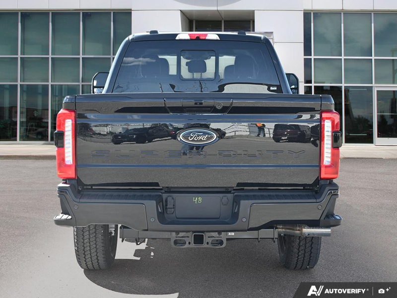 NEW 2026 Ford F-350 Super Duty Lariat - Agate Black Exterior / BLACK ONYX ACTIVEX Interior - $106,182 - Stock #E60755 - VIN 1FT8W3BT9TEE72621 - Photo 5